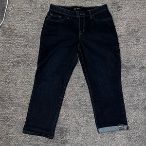 Lee Jean Capri